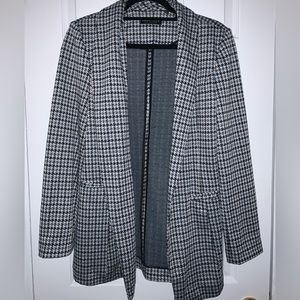 Houndstooth blazer